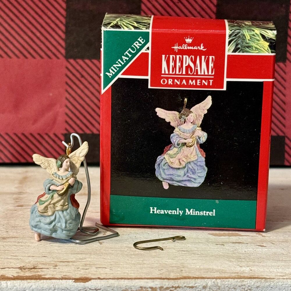 1991 Hallmark Heavenly Minstrel Angel Christmas Miniature Keepsake Ornament